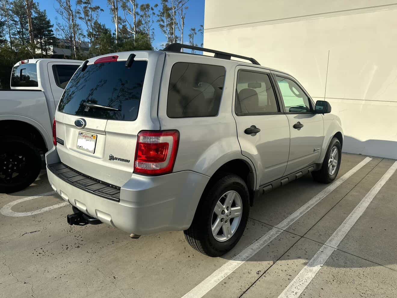 Ford Escape Hybrid — photo 2