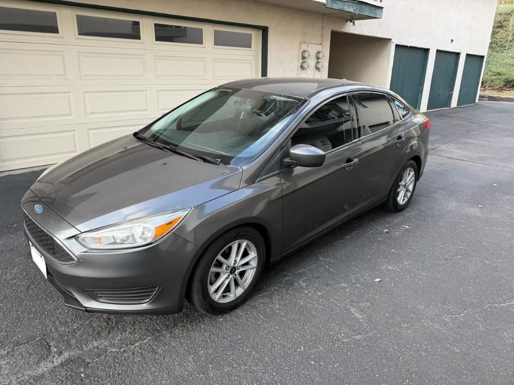 Ford Focus — photo 4